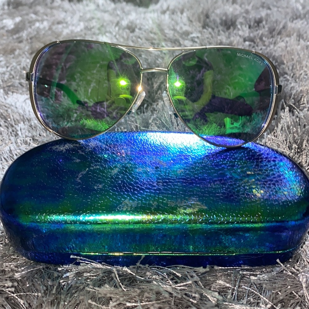 Michael Kors Green Aviators🕶